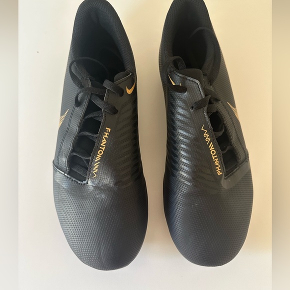 NIKE KIDS PHANTOM VNM CLUB FG CLEATS - Picture 9 of 12